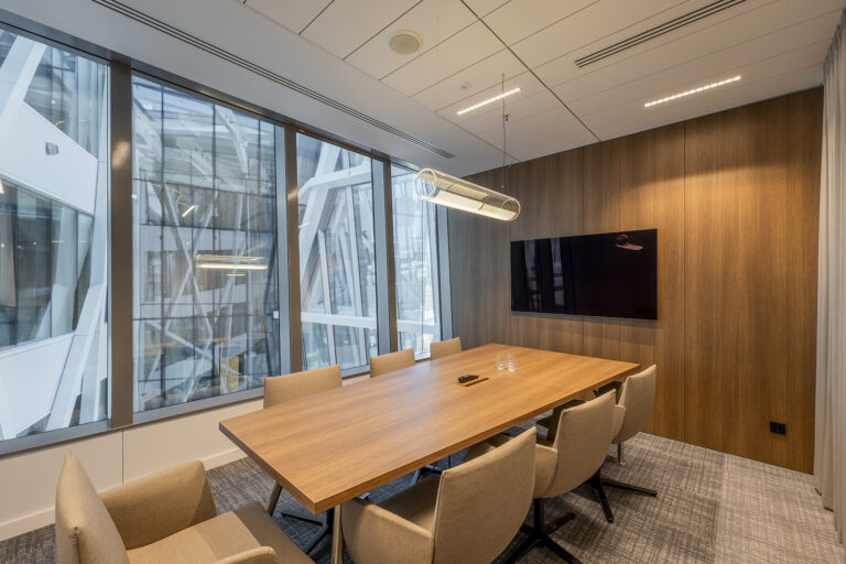 Aria Investments išmanus biuro apšvietimas